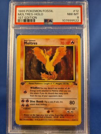 Moltres 12/62 - Fossil (1st edition) (PSA 8)